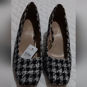 Ann Taylor Black and White Women's Shoes